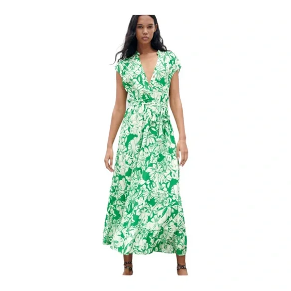 Zara Dresses Zara Floral Printed Dress Green Ecru Vneck Round